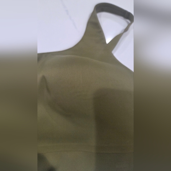 ATHLETA Advance Bra B-DD Sz 34 C Olive Green Adjustable Straps NWOT. - Picture 8 of 10